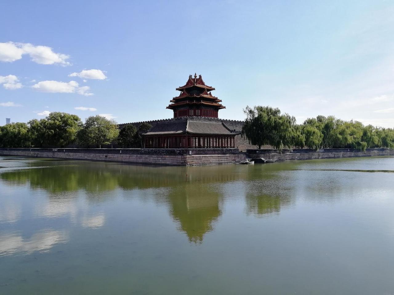 Отель Beijing Fly By Knight Courtyard Экстерьер фото