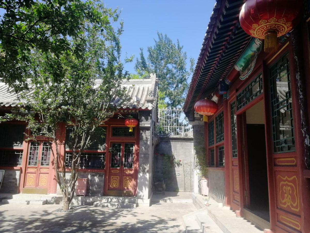 Отель Beijing Fly By Knight Courtyard Экстерьер фото