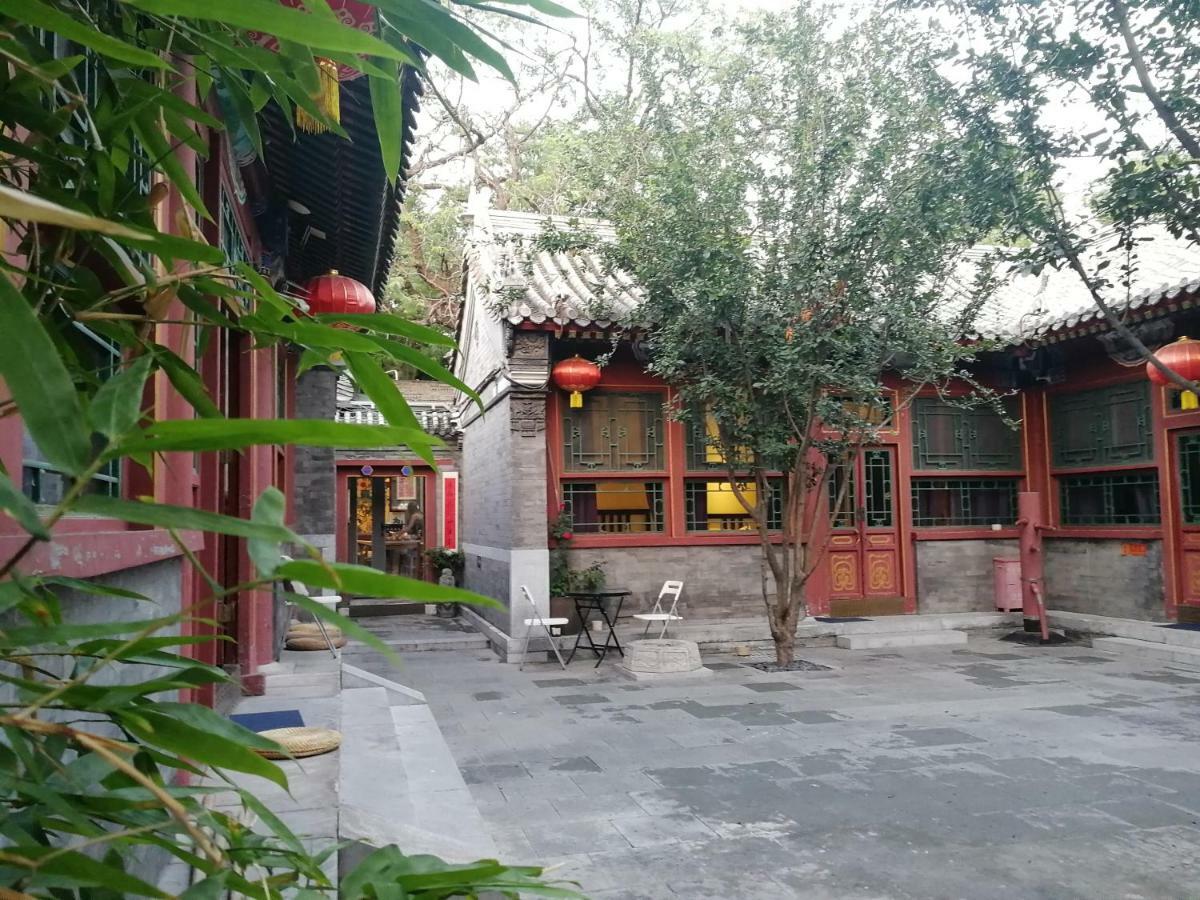 Отель Beijing Fly By Knight Courtyard Экстерьер фото